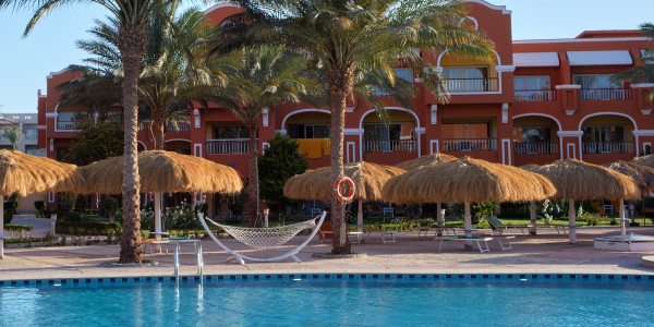 Proyectos Construcción de Piscinas Macharaviaya · Piscinas para Comunidades Vecinos / Propietarios