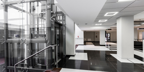Proyectos de Rehabilitaciones Alameda · Instalación de Ascensores